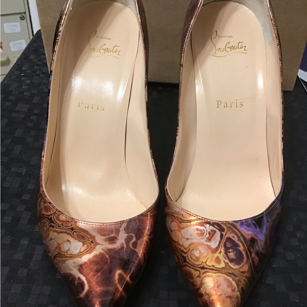 Christian Louboutin rare Pigalle Follies size 9.5 multi colored pumps.
